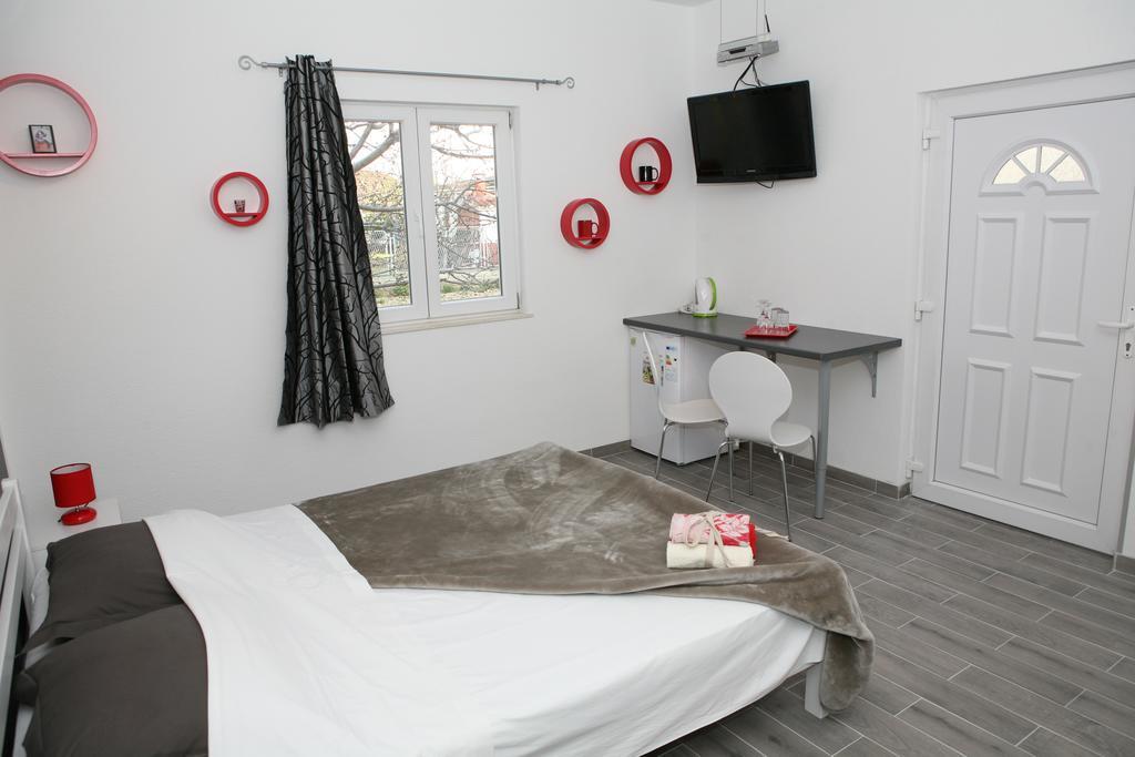 Apartments & Room Dijana تروغير الغرفة الصورة
