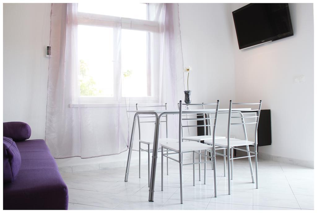 Apartments & Room Dijana تروغير المظهر الخارجي الصورة